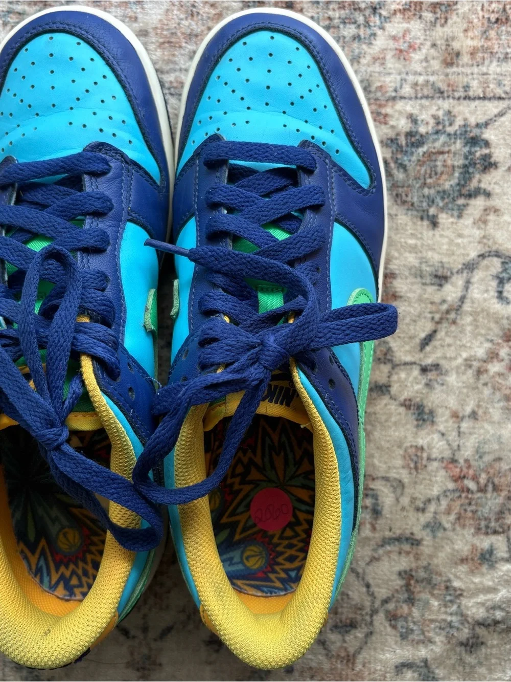 6.5Y Nike Dunks Blue & Teal Low-Top Sneakers